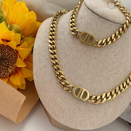 14K Gold Letter Double D Collar Chain